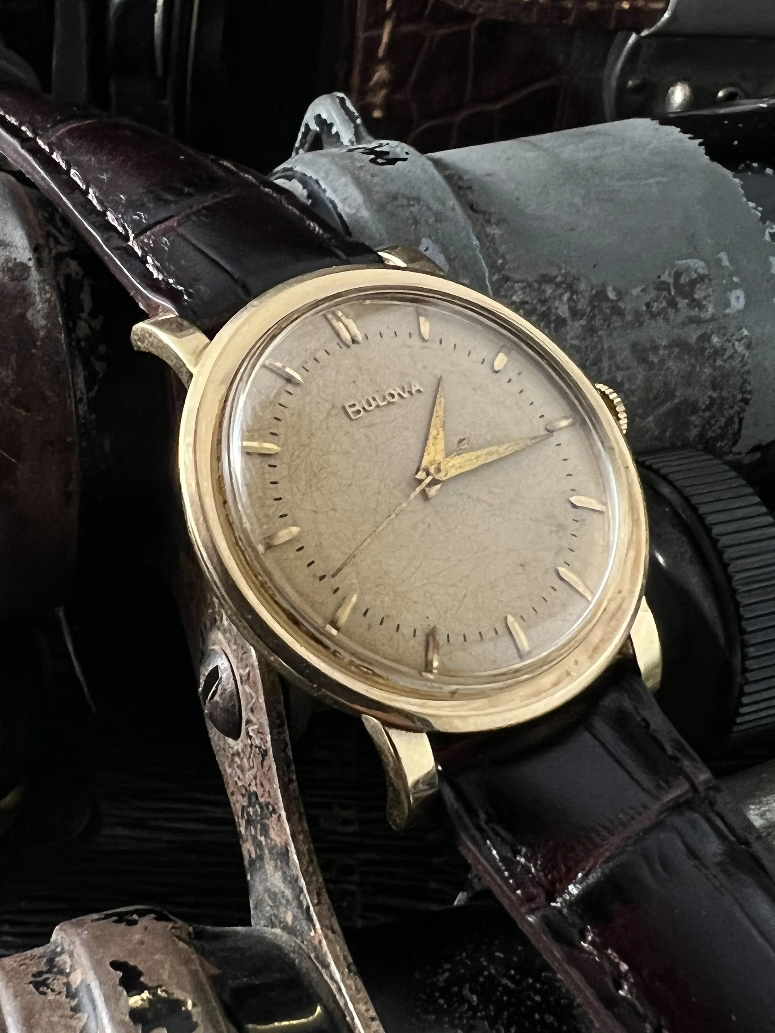 1950 s 14kt Bulova Automatic Cool Vintage Watches